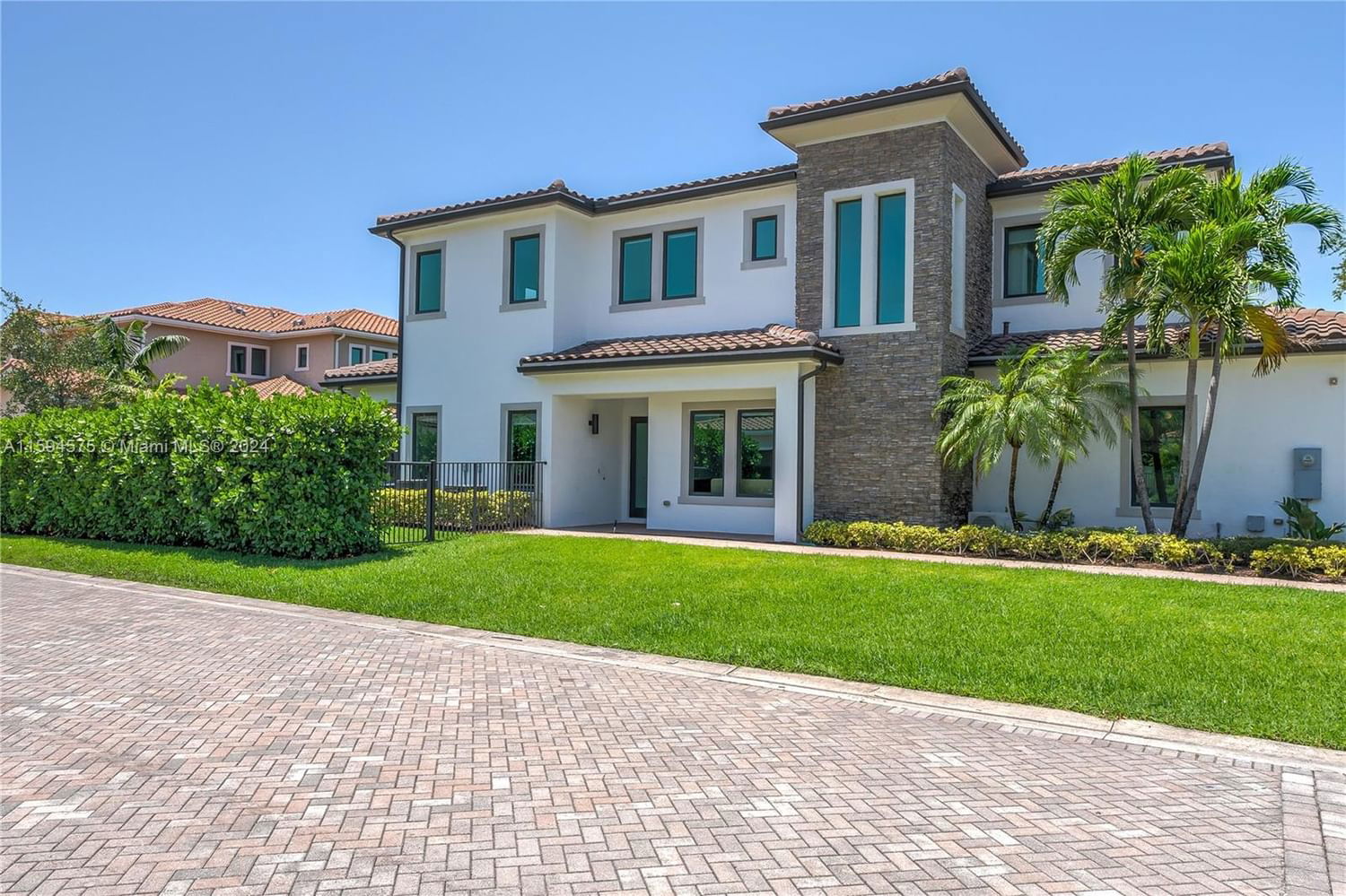 Real estate property located at 3412 Emerson Ln, Broward County, PRESERVE AT EMERALD HILLS, Hollywood, FL