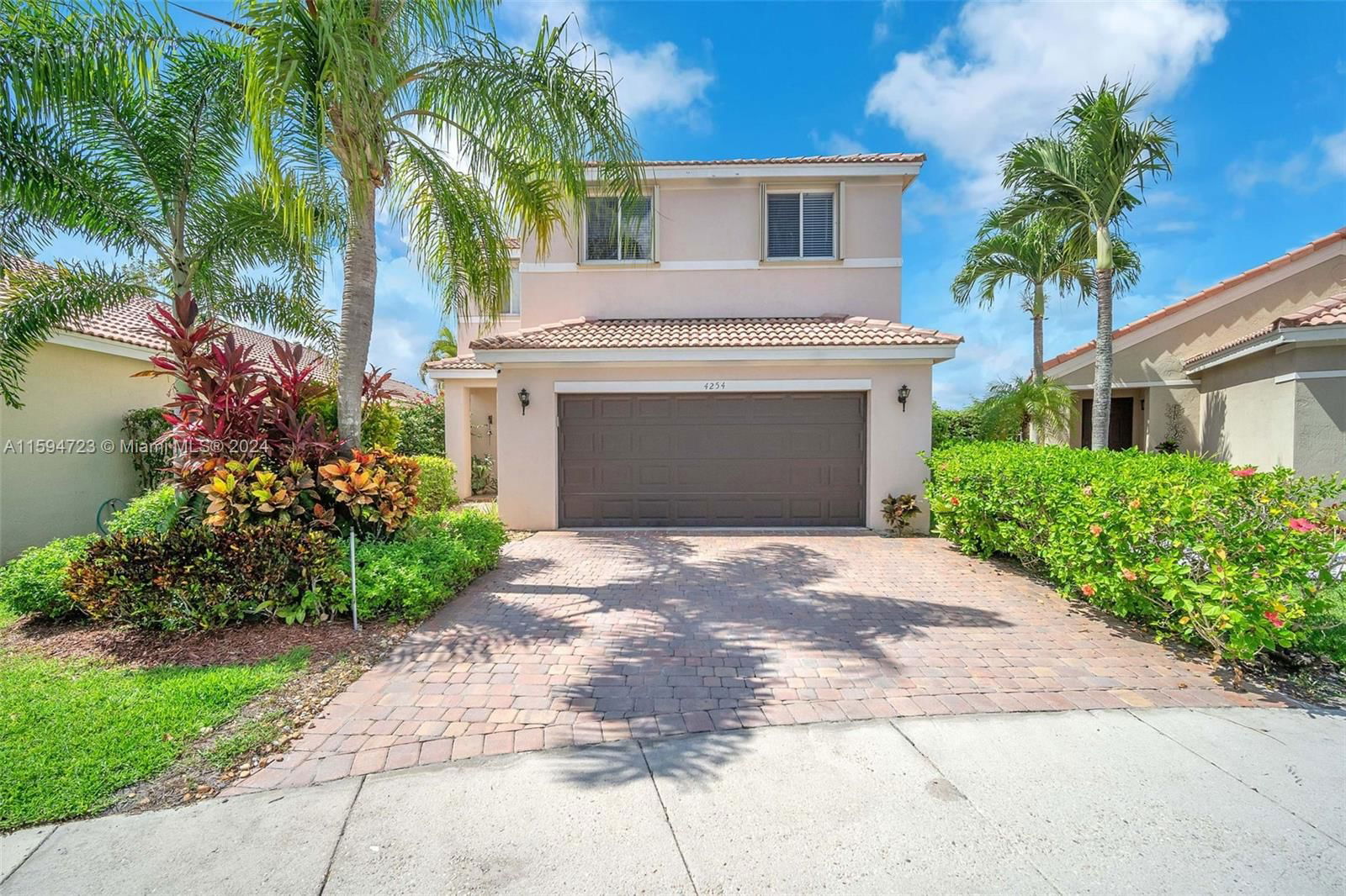 Real estate property located at 4254 Magnolia Ridge Dr, Broward County, SECTORS 8 9 AND 10 PLAT, Weston, FL