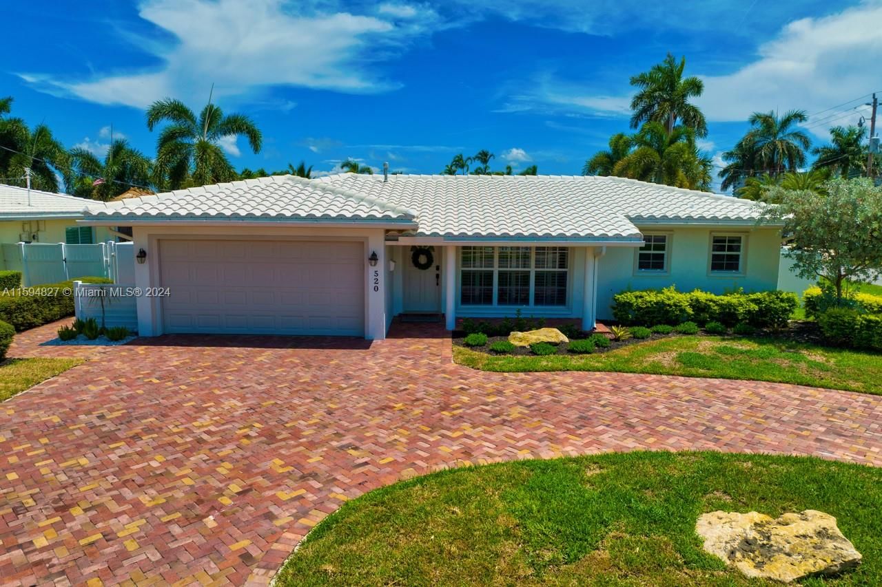 Real estate property located at 520 8th Ave, Broward County, GARDEN ISLES SEC 8, Pompano Beach, FL