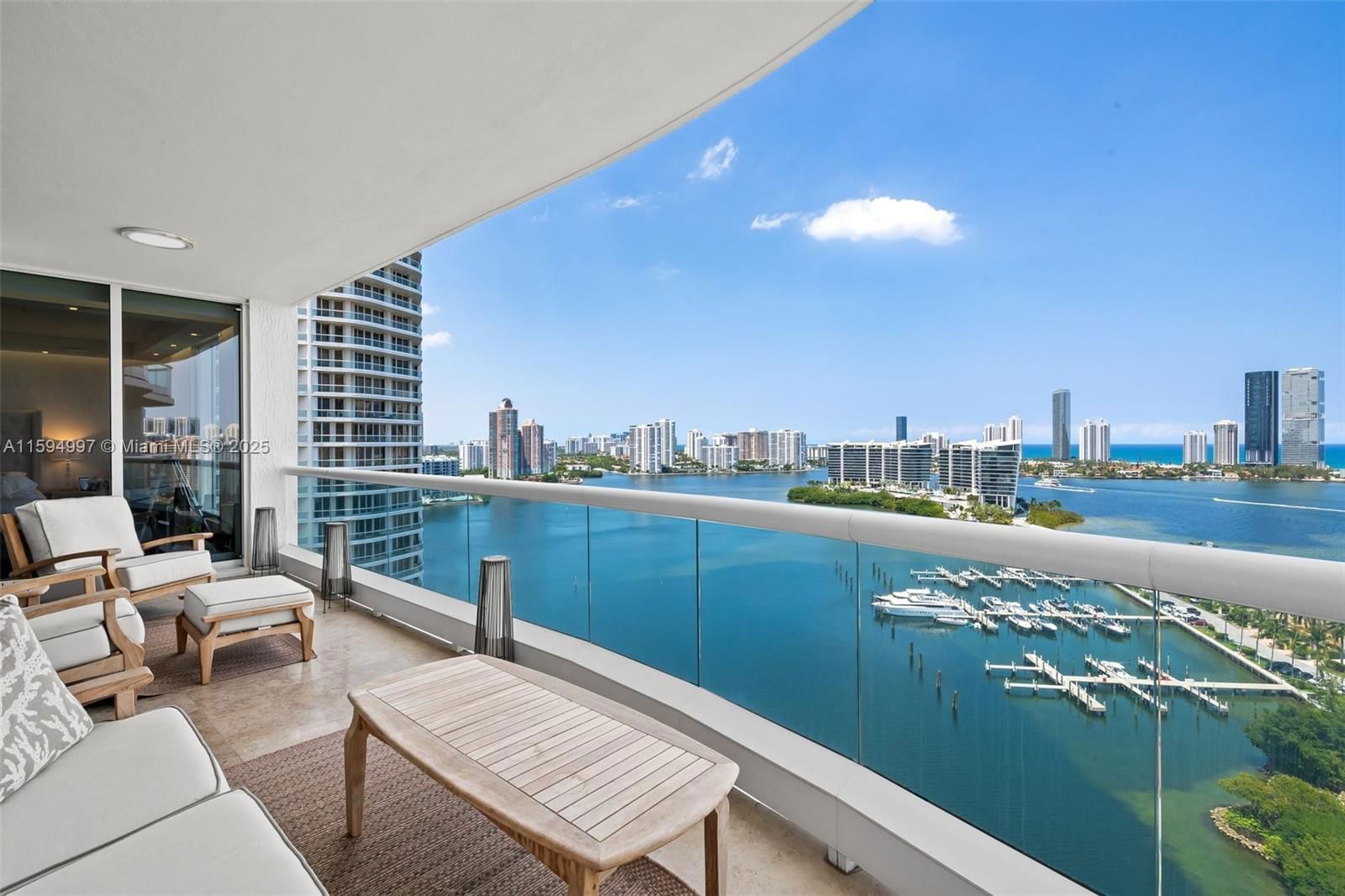 Real estate property located at 6000 Island Blvd #2102, Miami-dade, Bellamare @ Williams Isla, Aventura, FL
