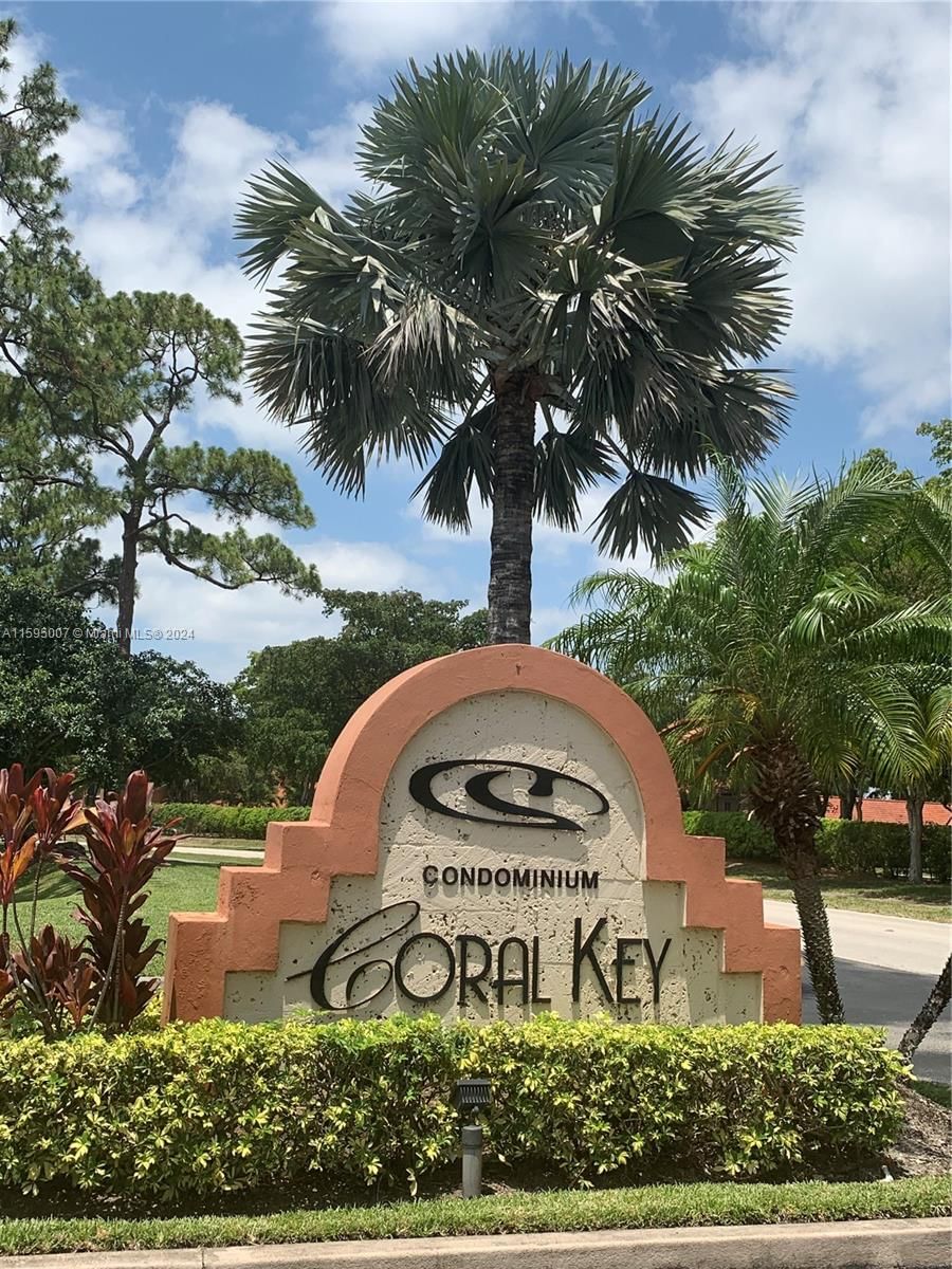 Real estate property located at 3460 Pinewalk Dr N #324, Broward County, CORAL KEY CONDO, Margate, FL