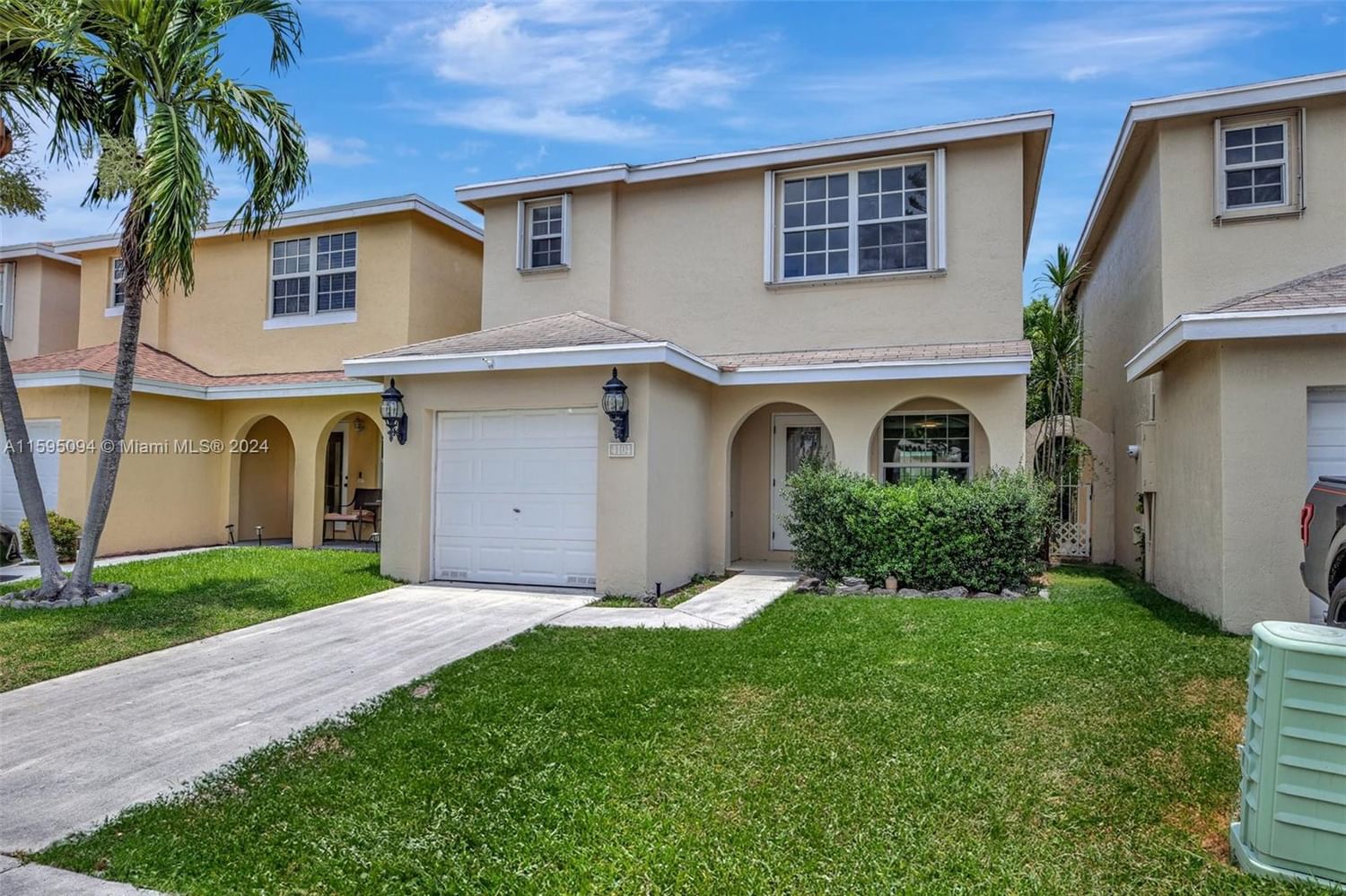 Real estate property located at 4104 Eastridge Cir, Broward County, CRYSTAL VIEW TOWNHOMES PL, Deerfield Beach, FL