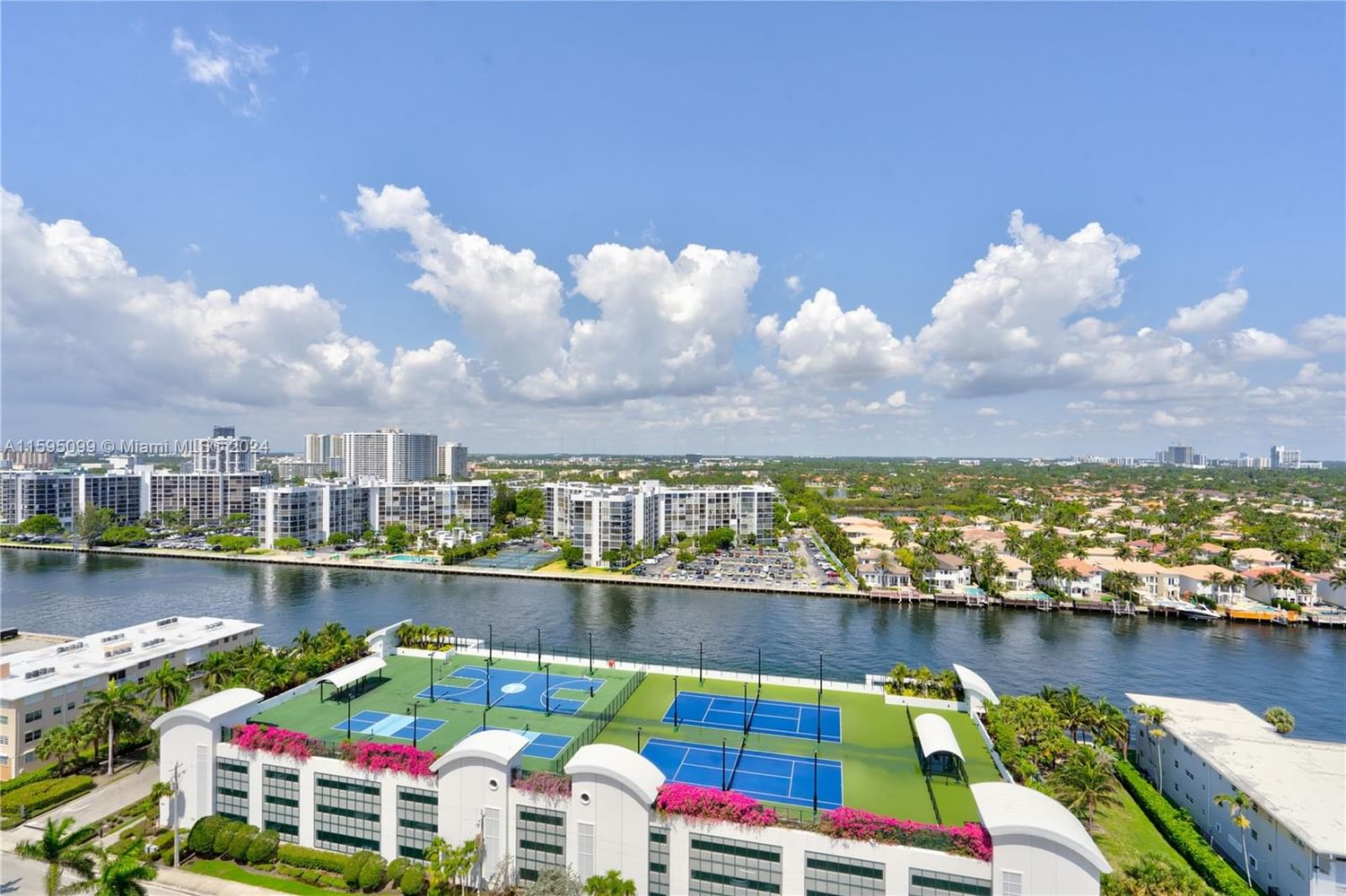 Real estate property located at 2501 Ocean Dr PH35, Broward County, WAVE CONDO, Hollywood, FL