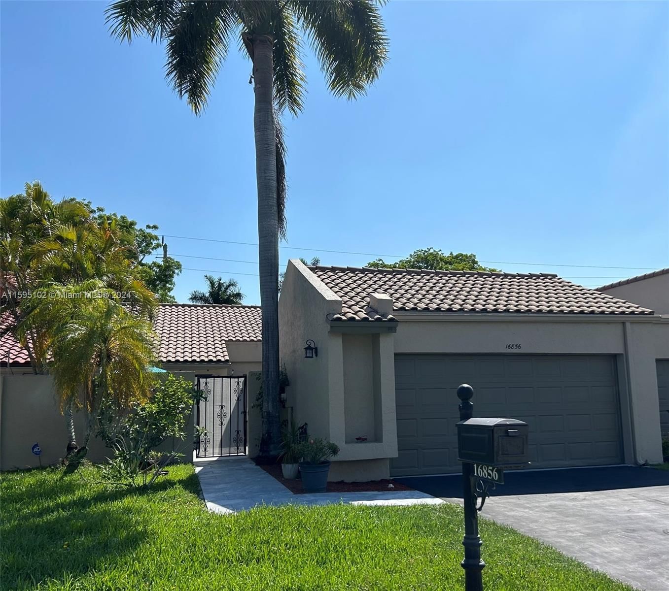 Real estate property located at 16856 Patio Village Ln #16856, Broward County, PATIO VILLAS SEC THREE AT, Weston, FL