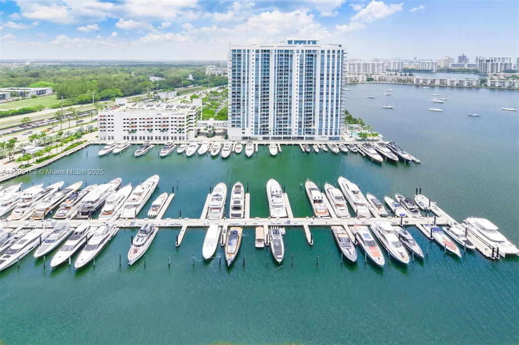 Real estate property located at 17111 Biscayne Blvd #2303, Miami-dade, Marina Palms Residences S, North Miami Beach, FL