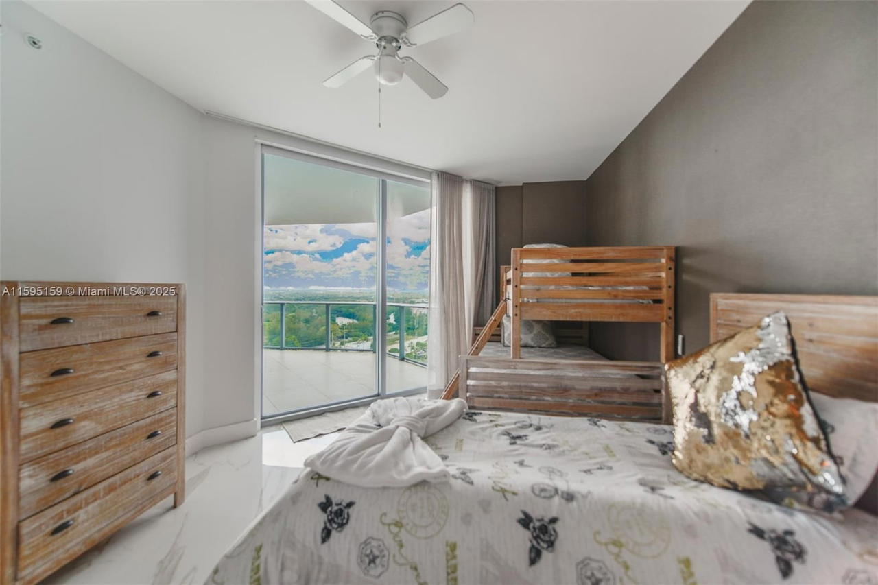 Real estate property located at 17111 Biscayne Blvd #2303, Miami-dade, Marina Palms Residences S, North Miami Beach, FL