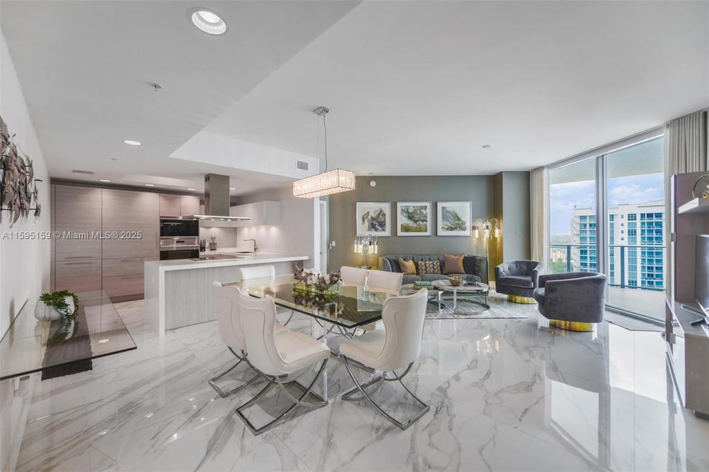 Real estate property located at 17111 Biscayne Blvd #2303, Miami-dade, Marina Palms Residences S, North Miami Beach, FL