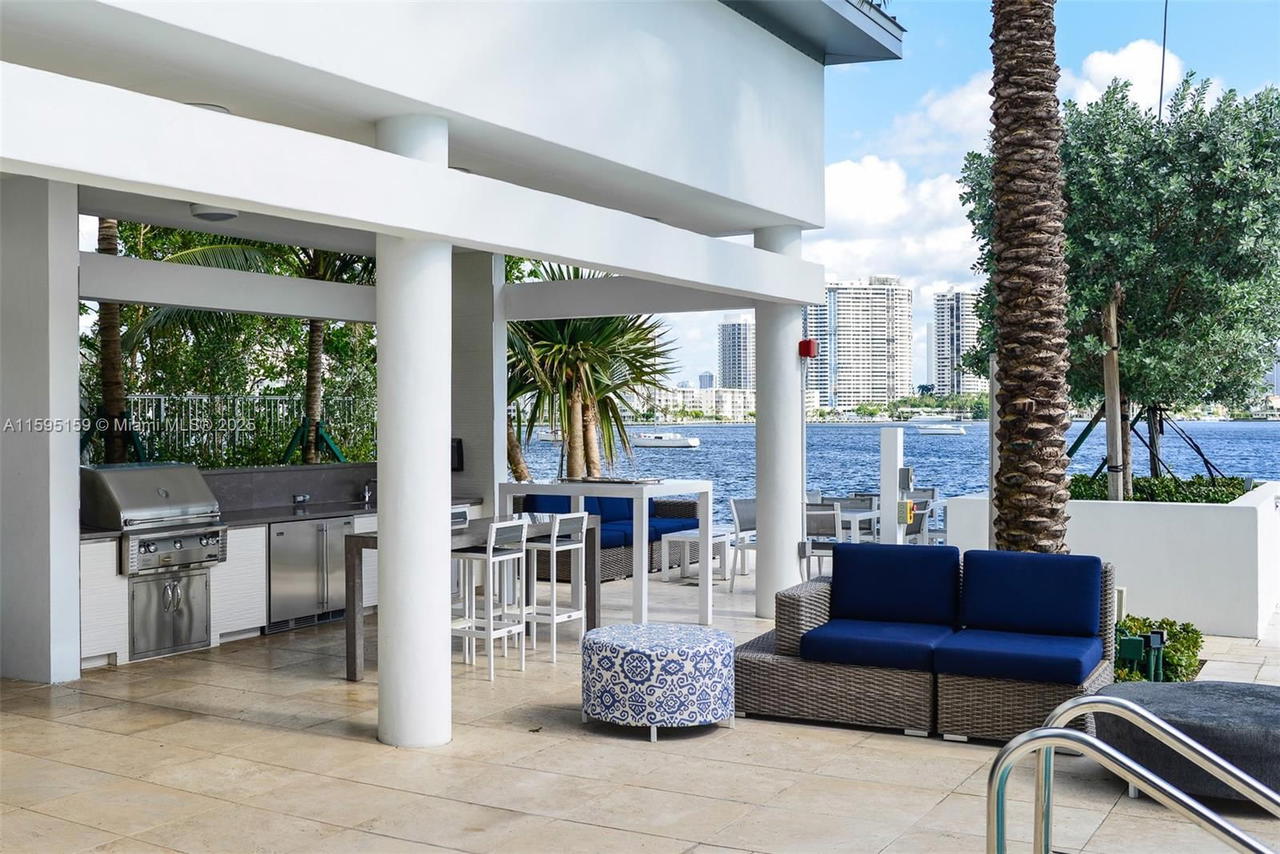 Real estate property located at 17111 Biscayne Blvd #2303, Miami-dade, Marina Palms Residences S, North Miami Beach, FL