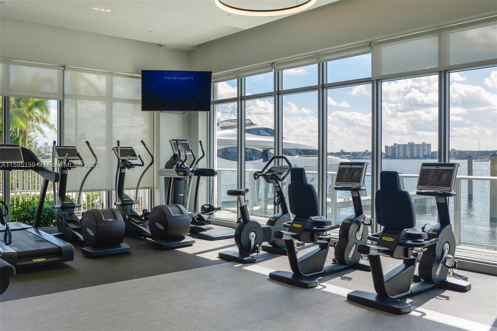 Real estate property located at 17111 Biscayne Blvd #2303, Miami-dade, Marina Palms Residences S, North Miami Beach, FL