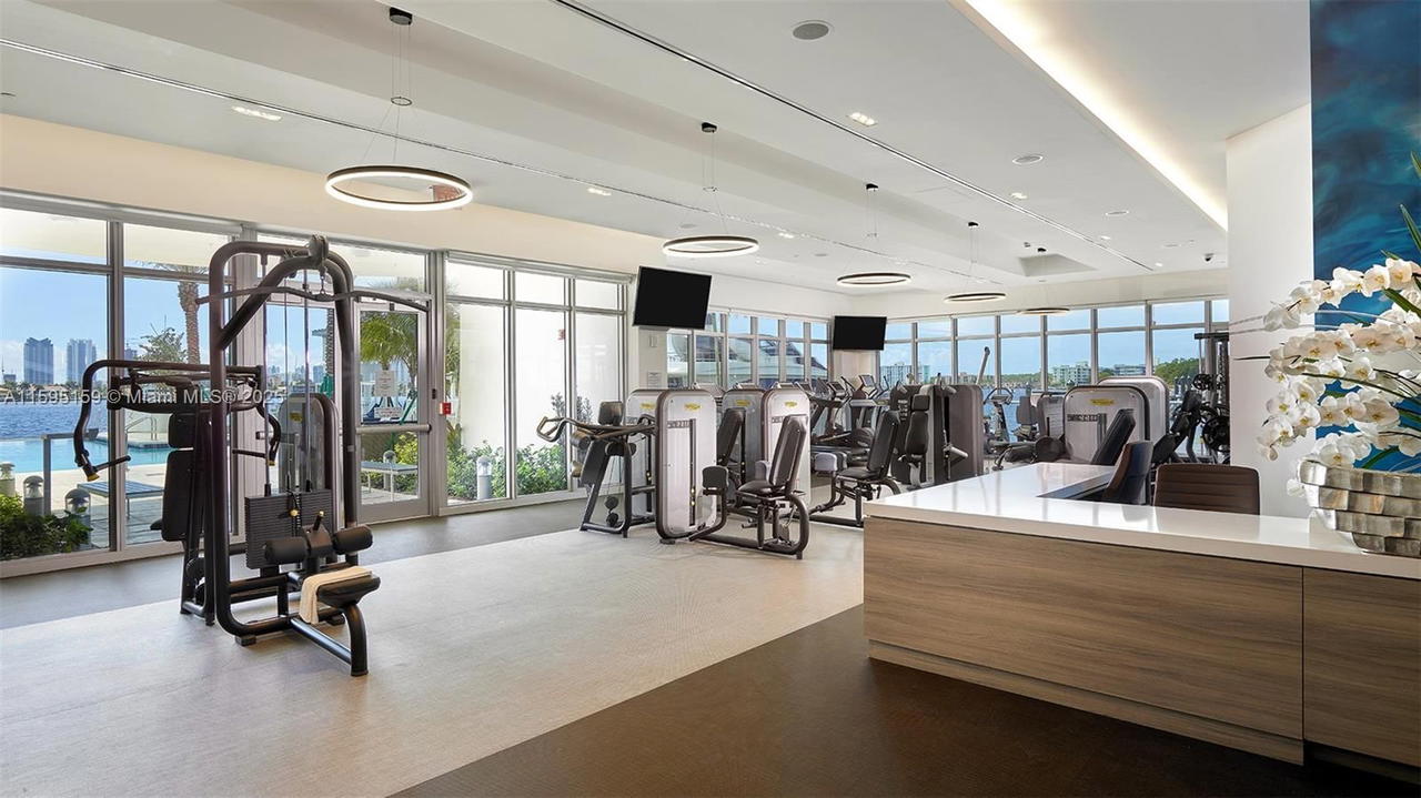Real estate property located at 17111 Biscayne Blvd #2303, Miami-dade, Marina Palms Residences S, North Miami Beach, FL