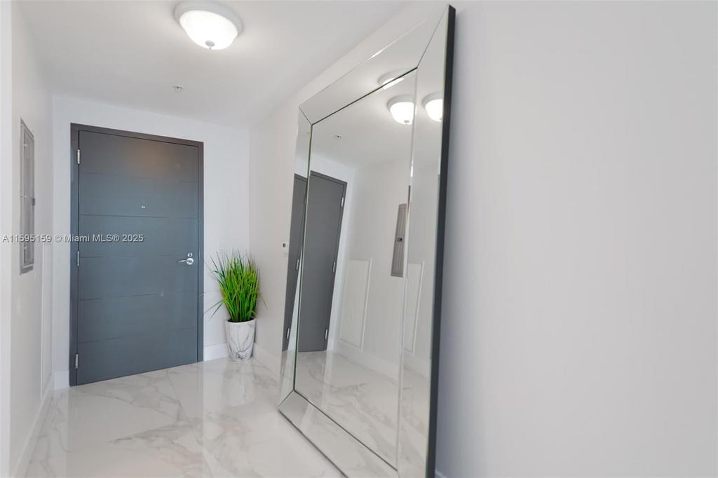 Real estate property located at 17111 Biscayne Blvd #2303, Miami-dade, Marina Palms Residences S, North Miami Beach, FL