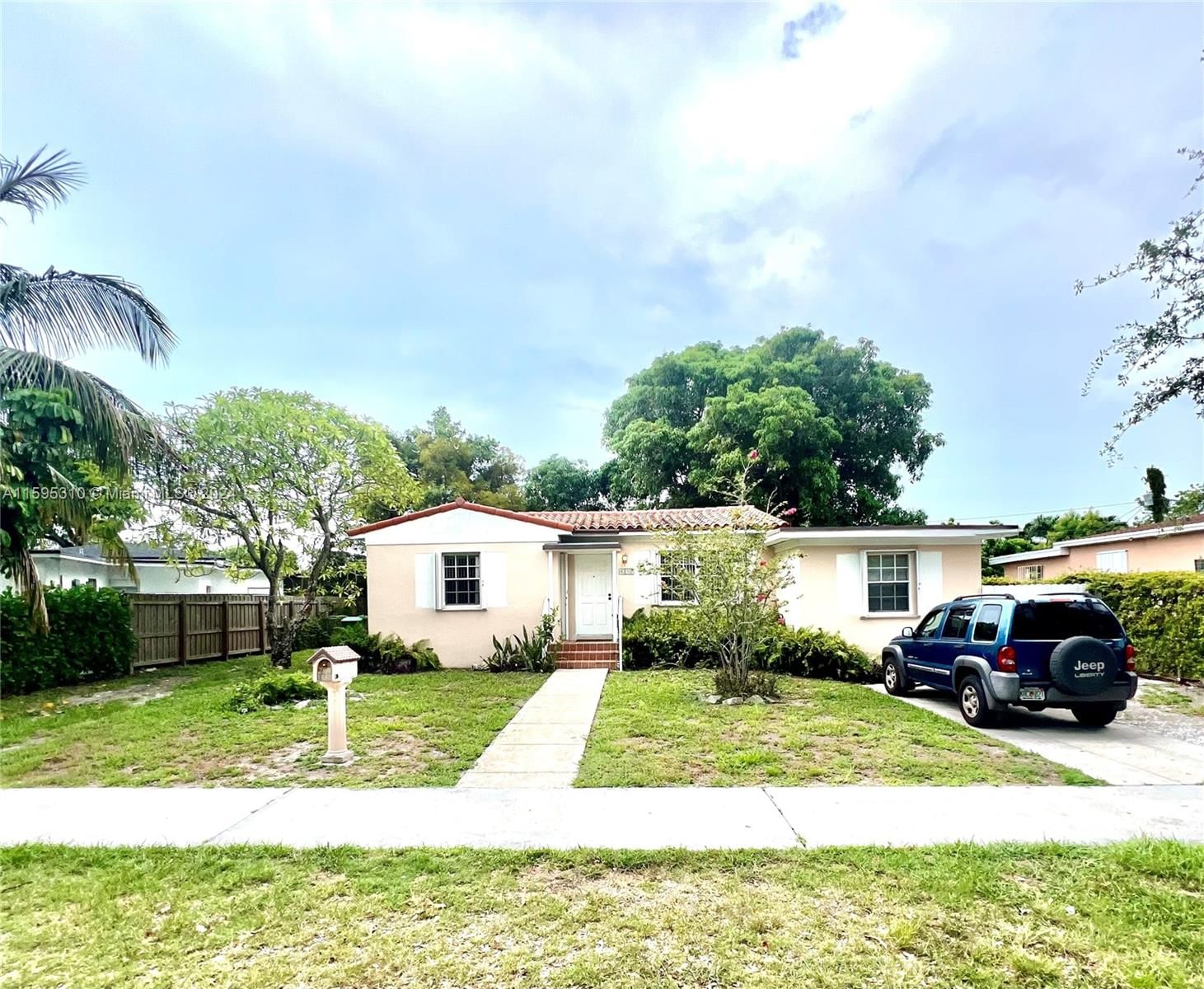 Real estate property located at 6810 5th St, Miami-Dade County, ZENA GARDENS, Miami, FL