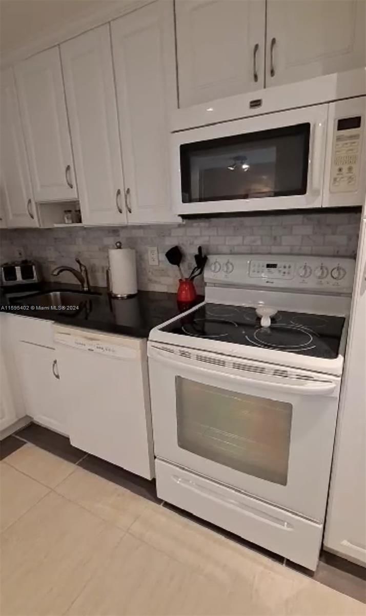 Real estate property located at 3774 Inverrary Blvd #103P, Broward, LAS VISTAS P-R IN INVERRA, Lauderhill, FL