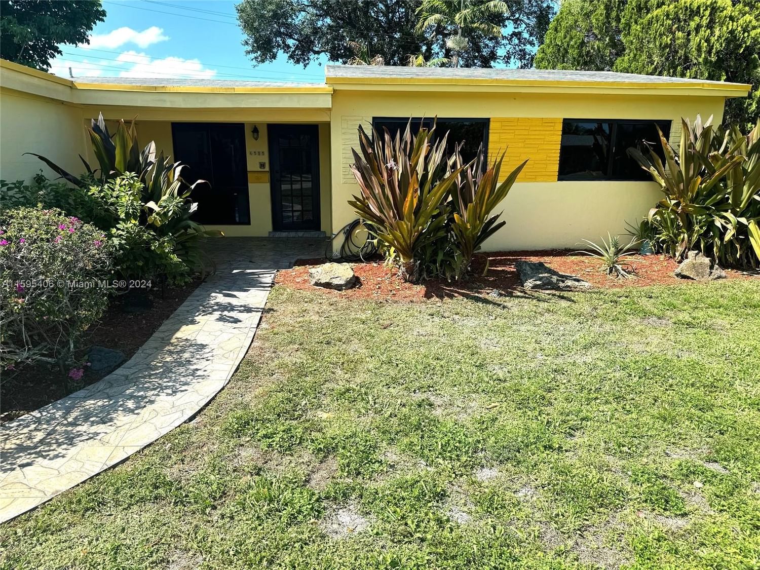 Real estate property located at 6515 26th St, Broward County, MIRAMAR SEC 2, Miramar, FL