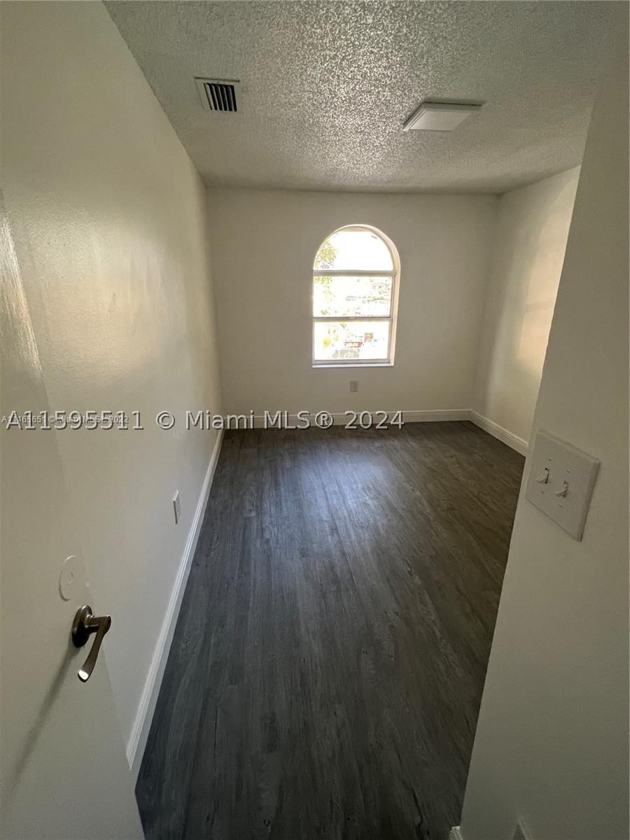 Real estate property located at 2050 122nd Ave #22, Miami-dade, Brisas Del Lago Condo, Miami, FL