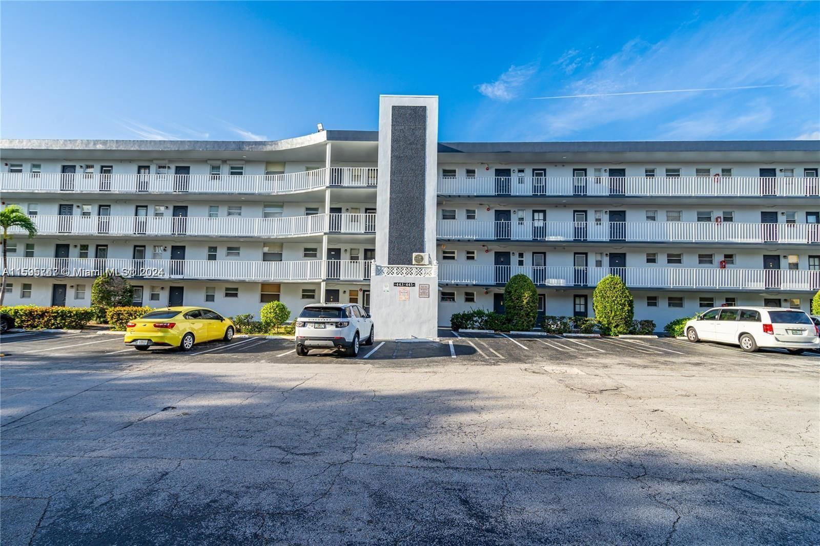 Real estate property located at 447 195th St #109, Miami-Dade County, ROYAL OAKS CONDO, Miami, FL