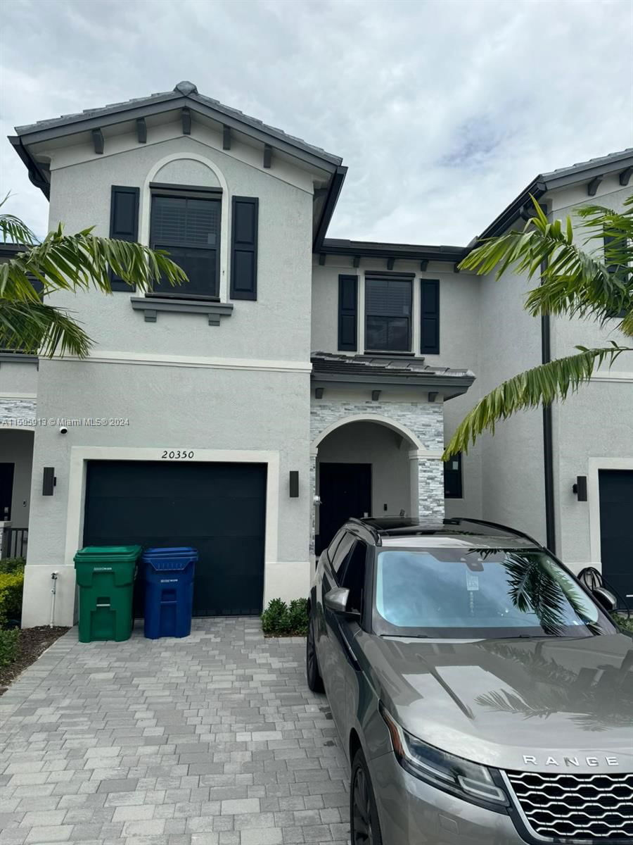 Real estate property located at 20350 6th Pl, Miami-Dade County, VISTA LAGO, Miami Gardens, FL