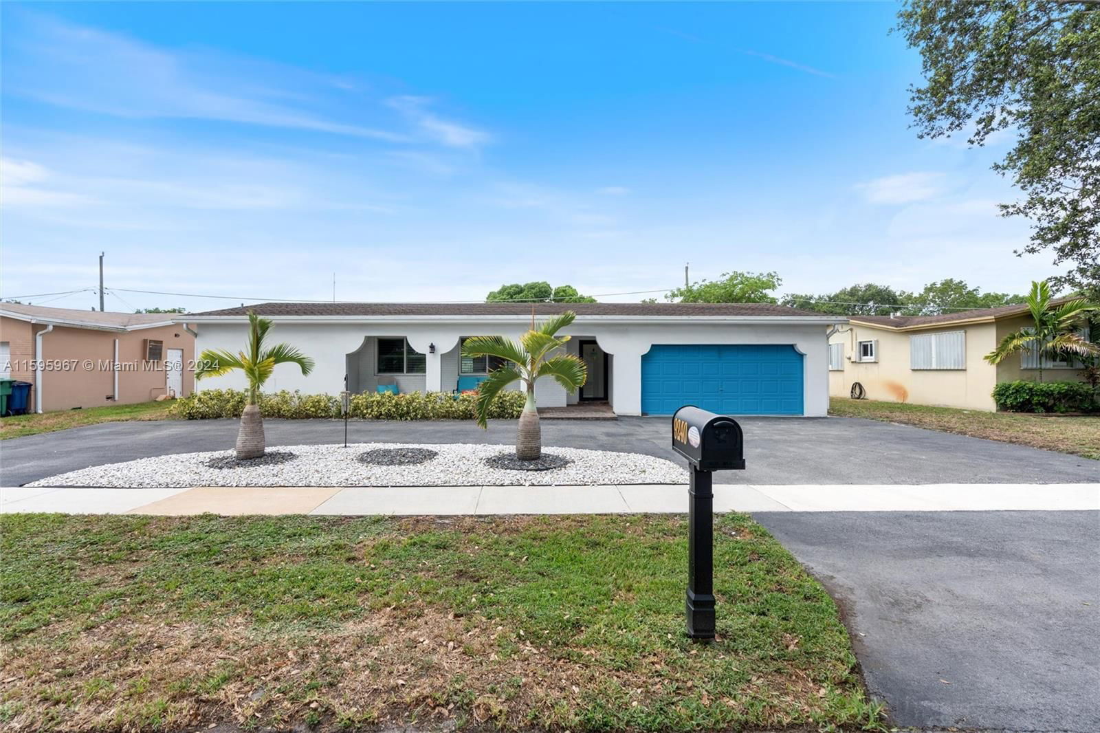 Real estate property located at 9240 55th Ct, Broward County, COOPER ESTATES SEC 2, Cooper City, FL