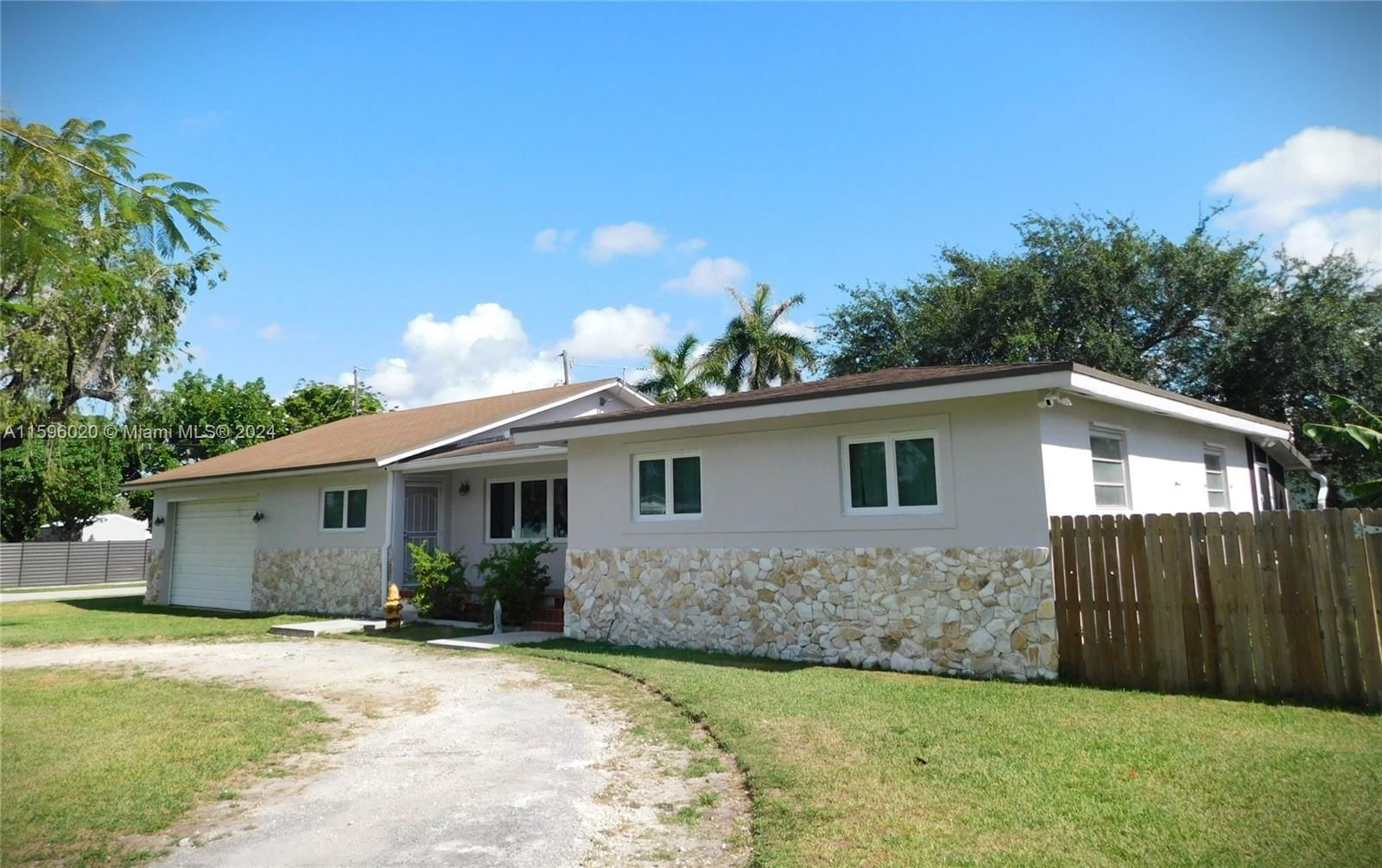 Real estate property located at 10795 34th St, Miami-Dade County, metes and bounds, Miami, FL