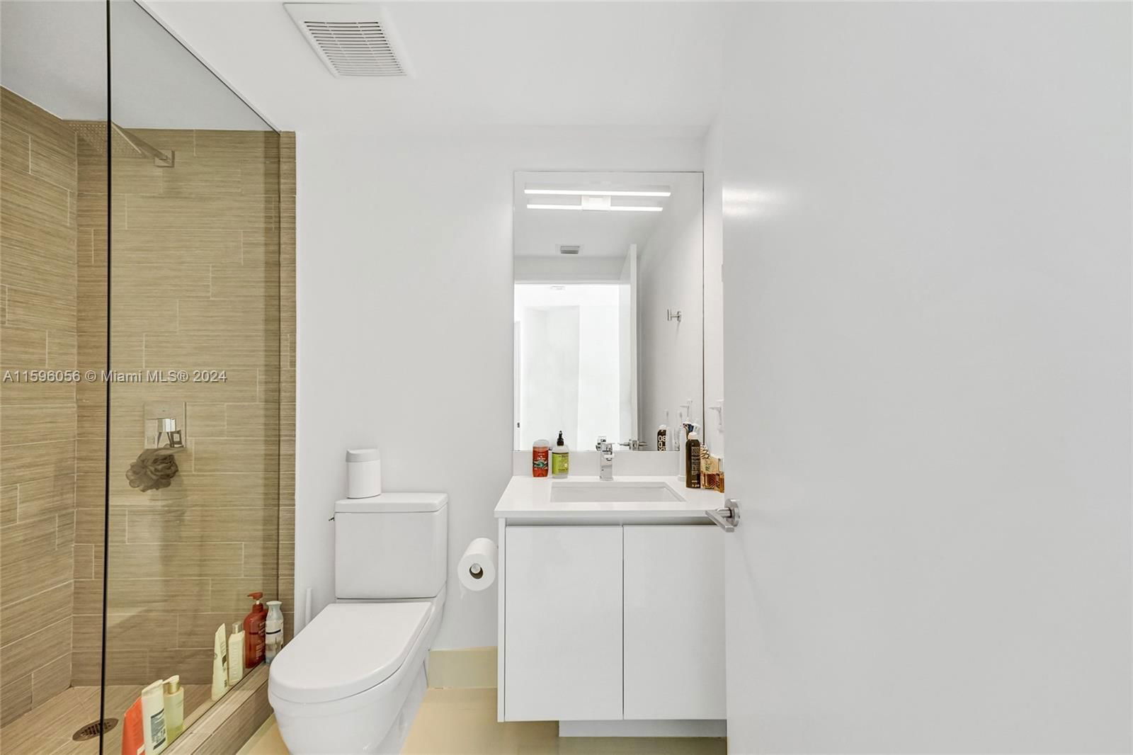 Real estate property located at 330 Sunny Isles Blvd #5-2101, Miami-dade, Parque Towers Condo, Sunny Isles Beach, FL