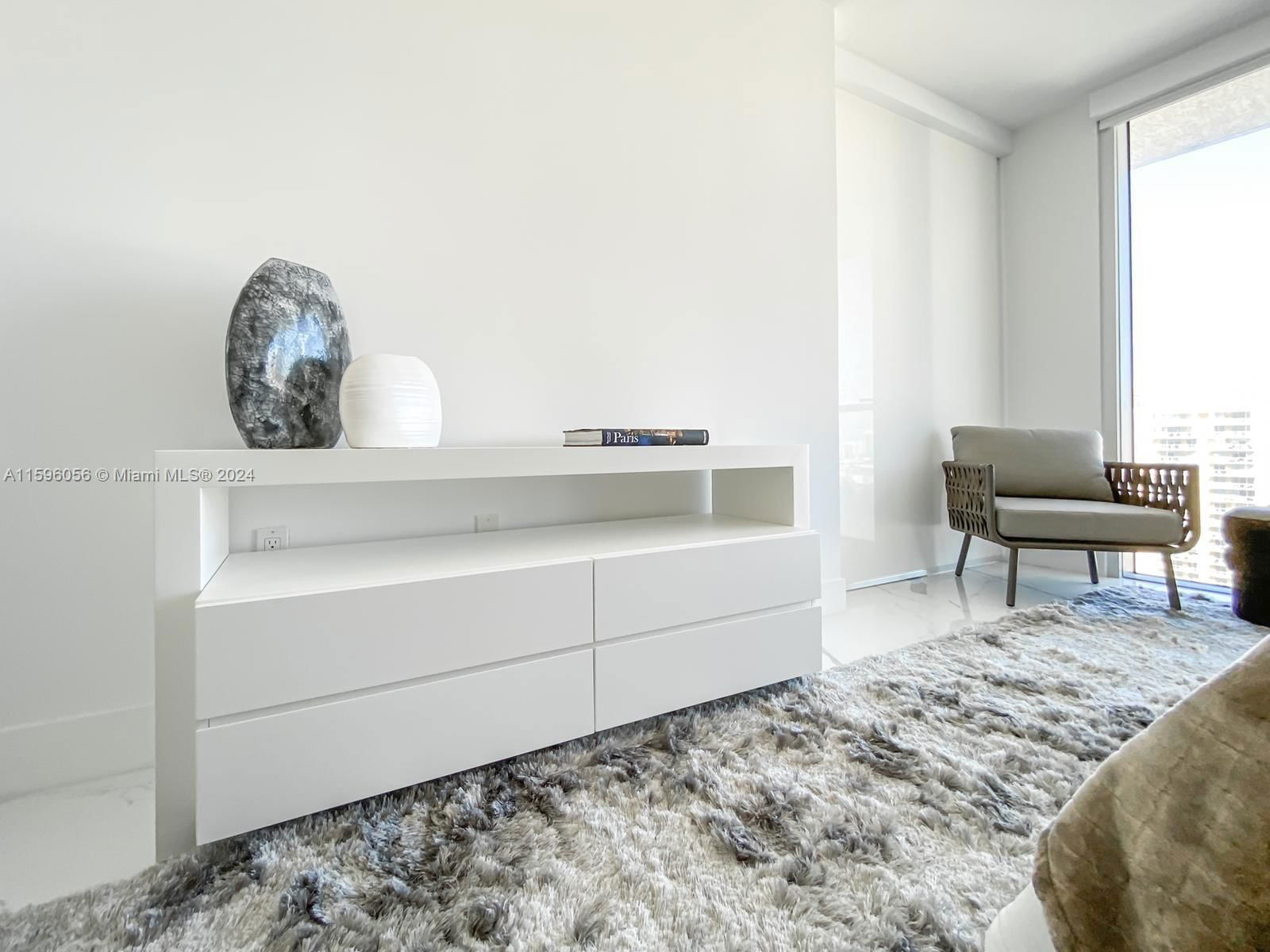 Real estate property located at 330 Sunny Isles Blvd #5-2101, Miami-dade, Parque Towers Condo, Sunny Isles Beach, FL