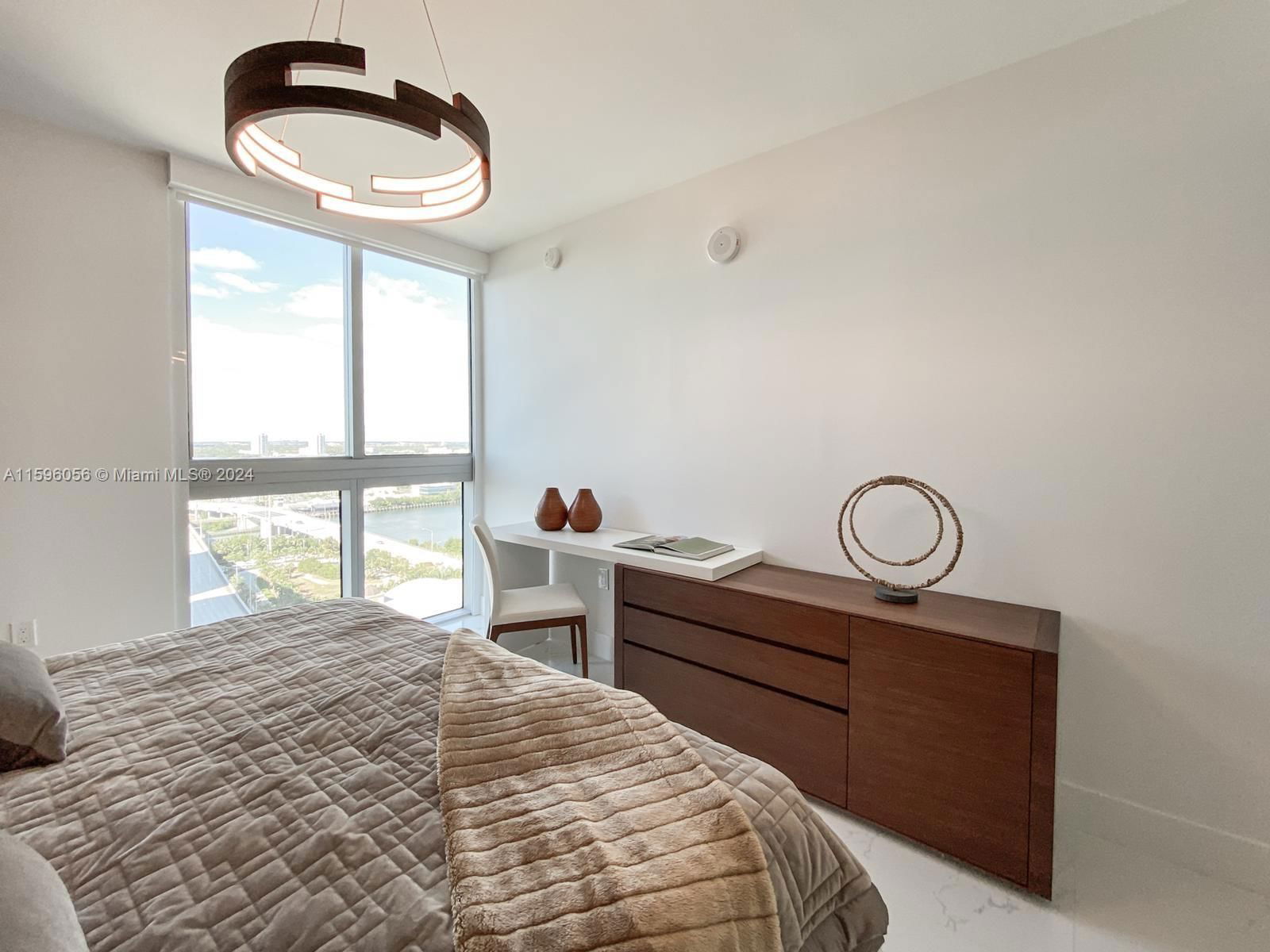 Real estate property located at 330 Sunny Isles Blvd #5-2101, Miami-dade, Parque Towers Condo, Sunny Isles Beach, FL