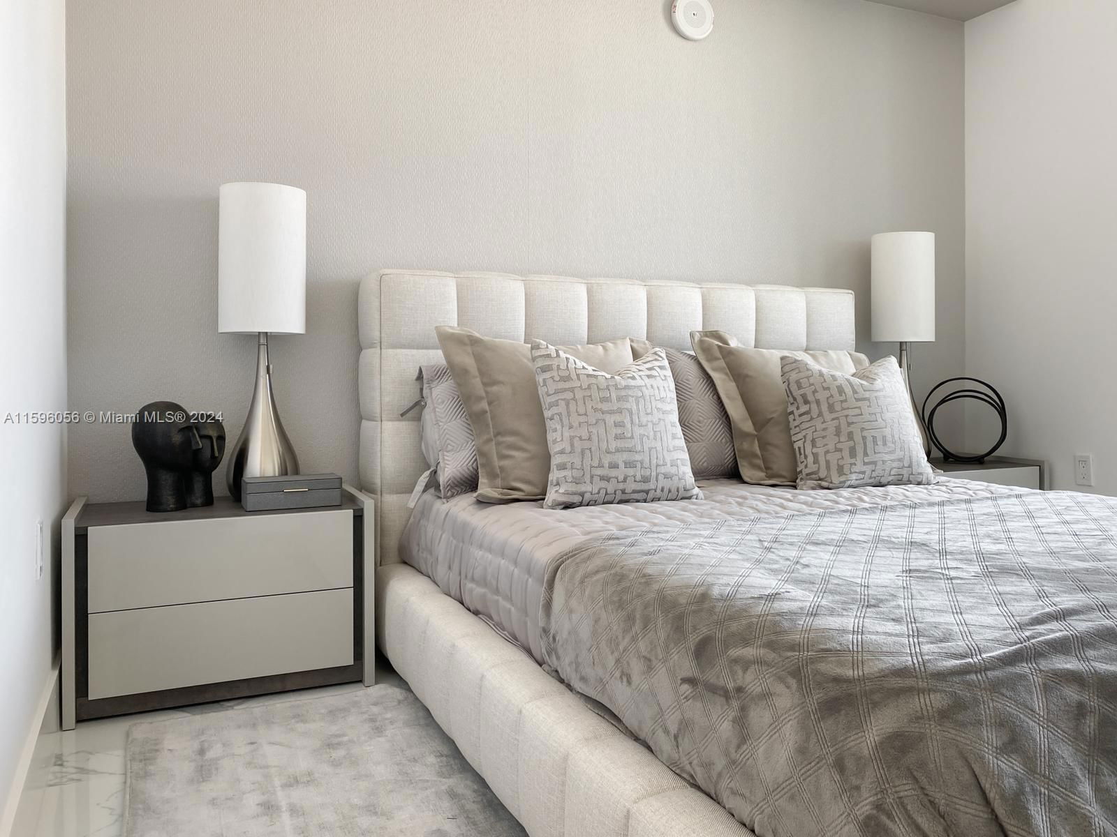 Real estate property located at 330 Sunny Isles Blvd #5-2101, Miami-dade, Parque Towers Condo, Sunny Isles Beach, FL