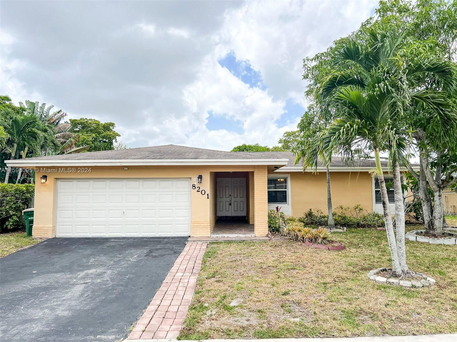 Real estate property located at 8201 74th Ave, Broward County, SUNFLOWER FIRST ADD, Tamarac, FL