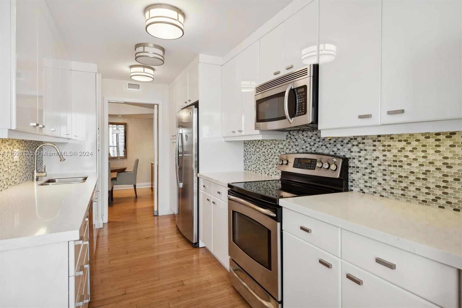 Real estate property located at 19667 Turnberry Way #22L, Miami-dade, Turnberry Isle South Cond, Aventura, FL