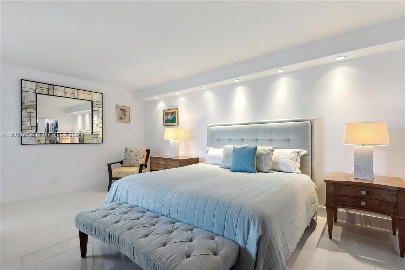 Real estate property located at 19667 Turnberry Way #22L, Miami-dade, Turnberry Isle South Cond, Aventura, FL