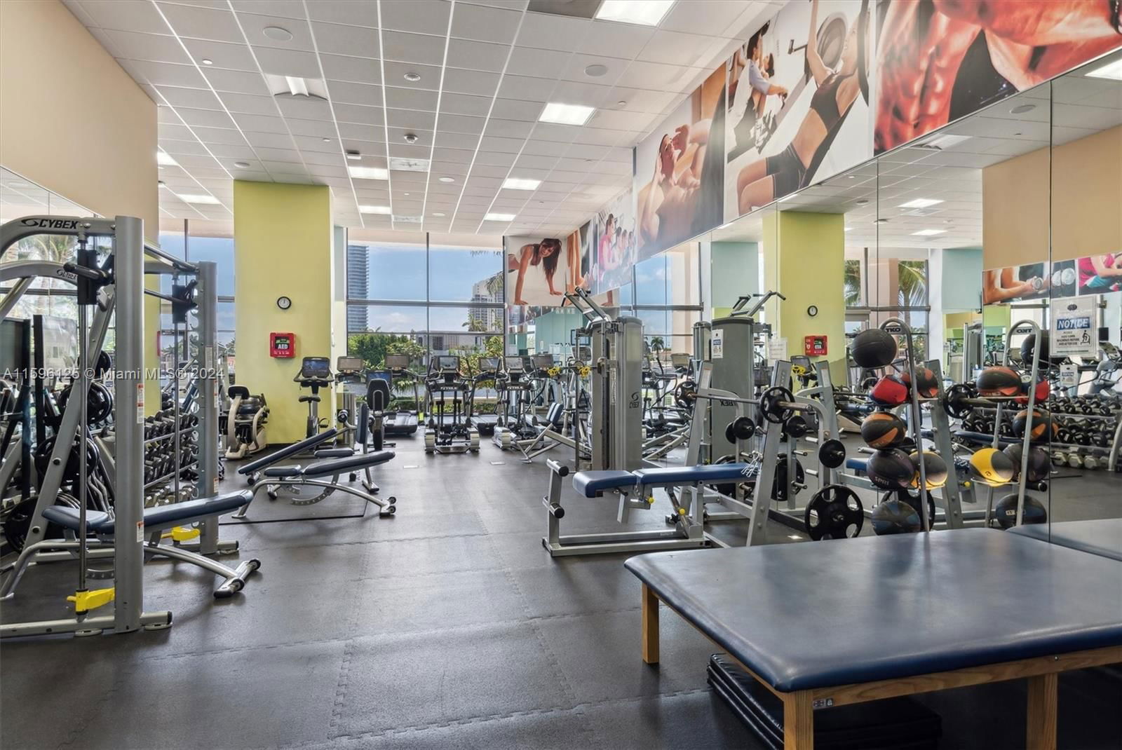 Real estate property located at 19667 Turnberry Way #22L, Miami-dade, Turnberry Isle South Cond, Aventura, FL