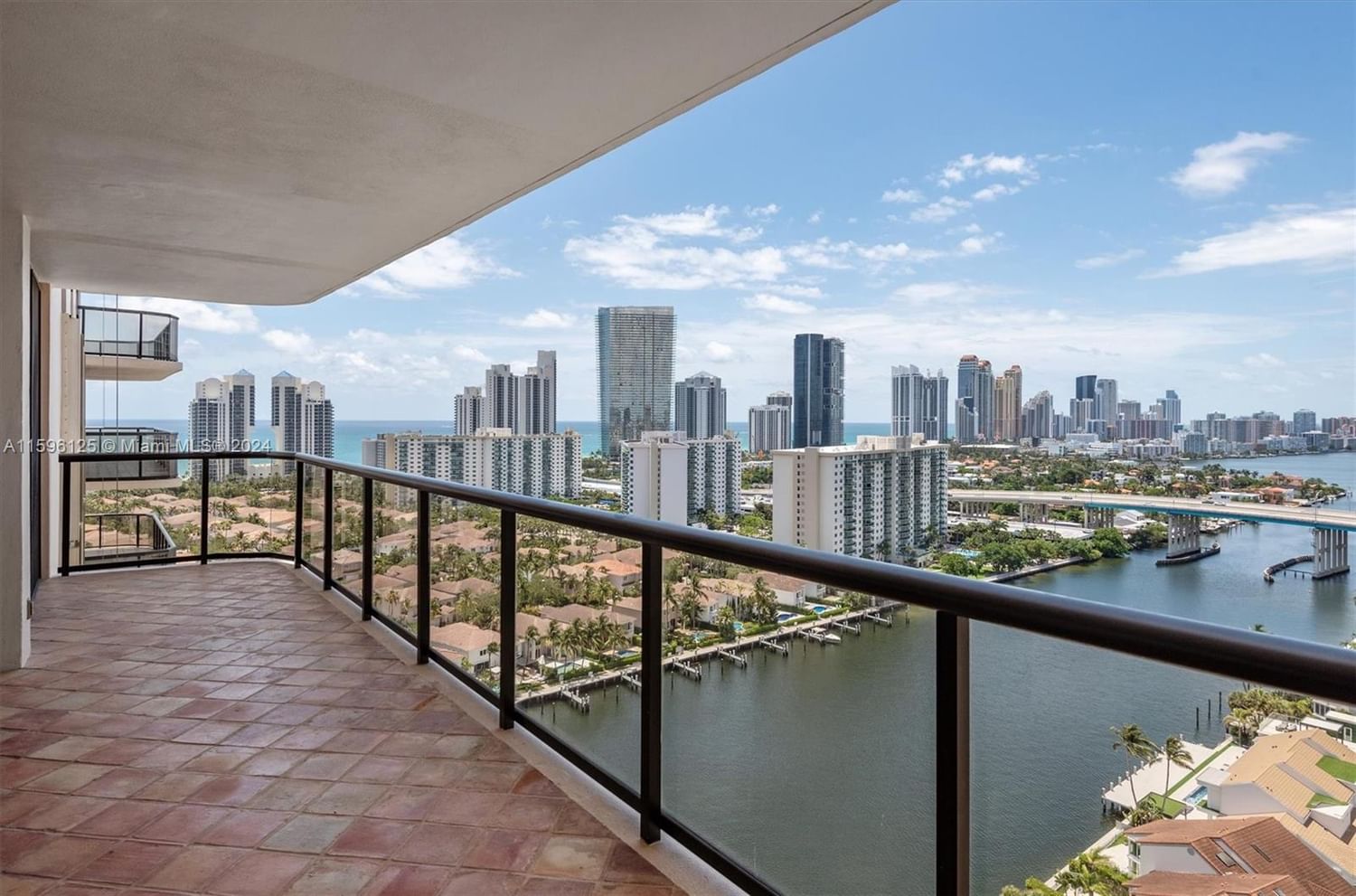 Real estate property located at 19667 Turnberry Way #22L, Miami-dade, Turnberry Isle South Cond, Aventura, FL