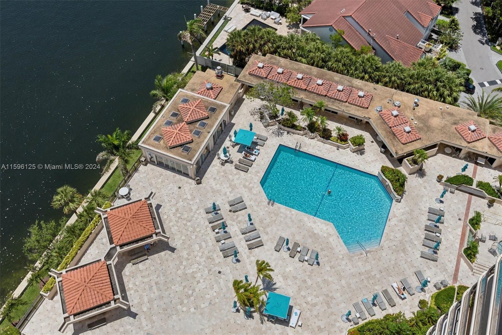 Real estate property located at 19667 Turnberry Way #22L, Miami-dade, Turnberry Isle South Cond, Aventura, FL
