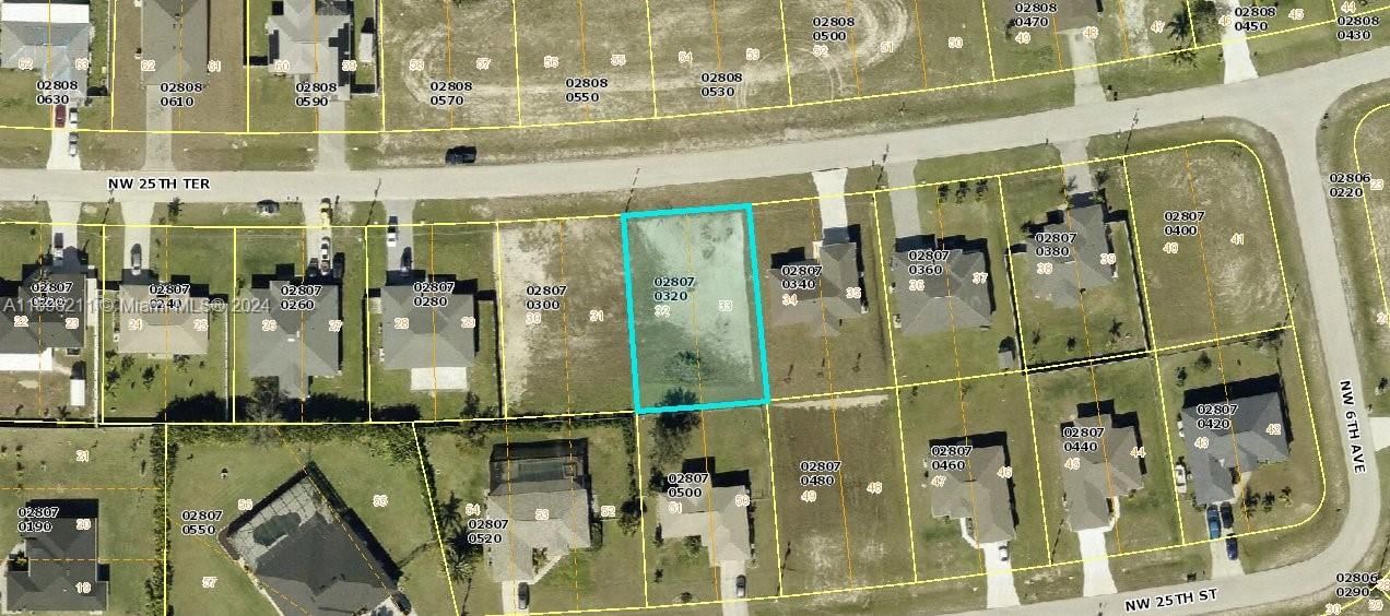 Real estate property located at 618 NW 25th Ter, Lee County, CAPE CORAL, Cape Coral, FL