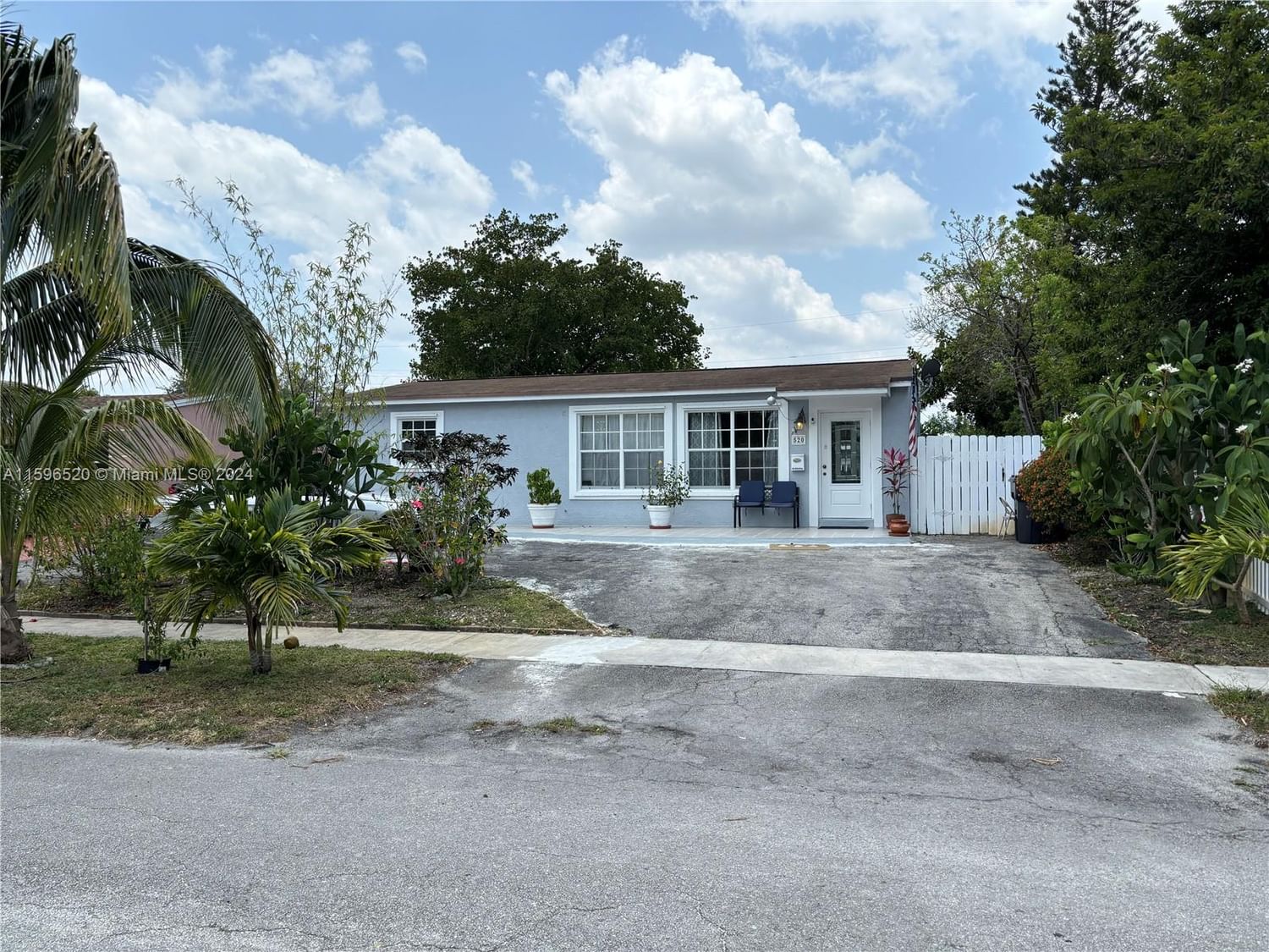 Real estate property located at 520 69th Ter, Broward County, BOULEVARD HEIGHTS SEC 3, Hollywood, FL