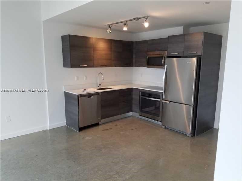 Real estate property located at 151 1st St #3207, Miami-Dade, CENTRO CONDO, Miami, FL