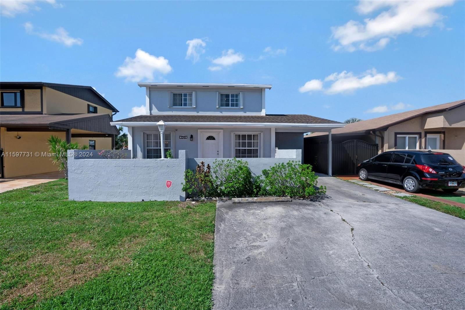 Real estate property located at 5548 193rd Ln, Miami-Dade County, LAKES OF ACADIA UNIT 3 TH, Miami Gardens, FL