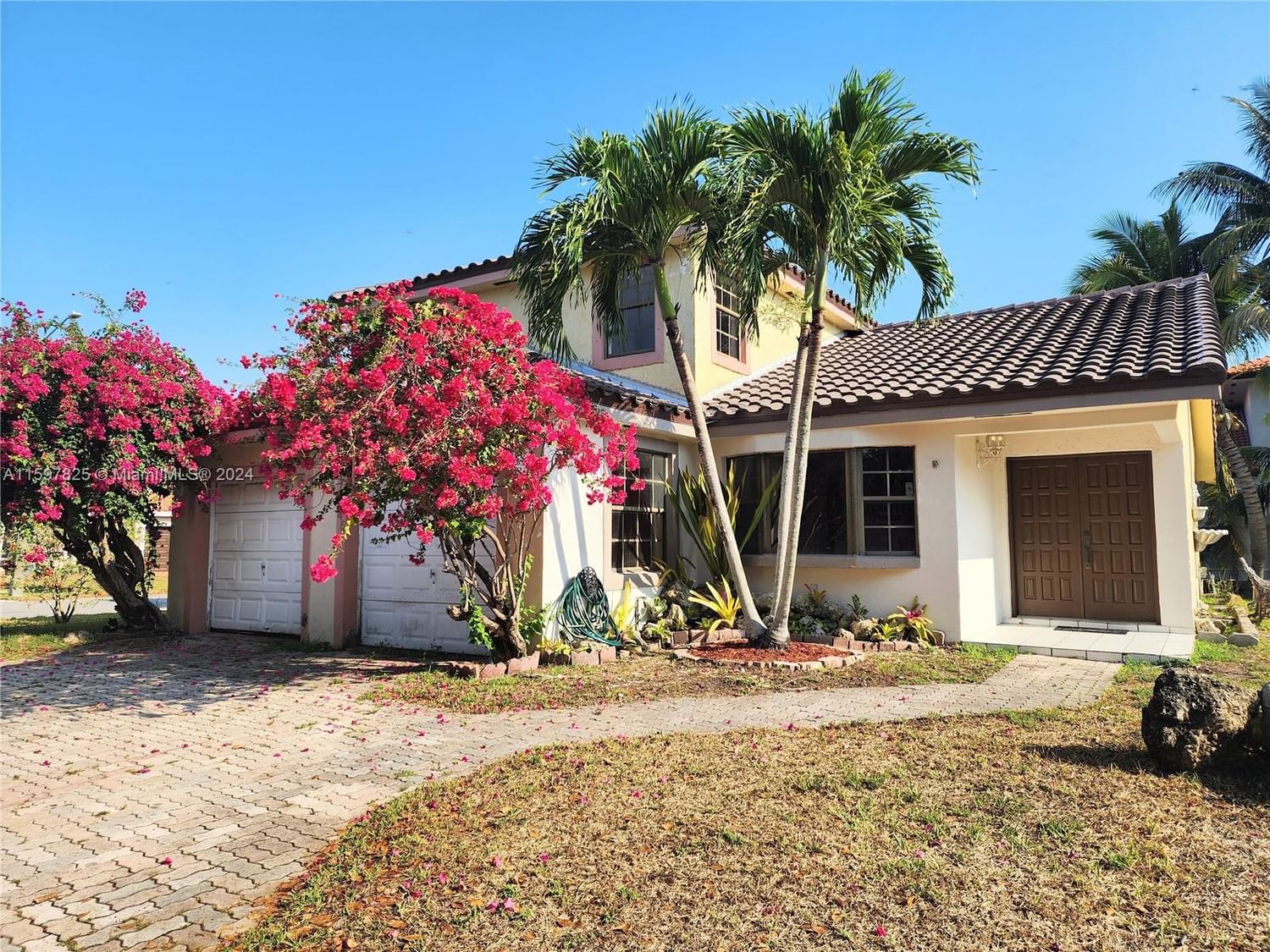 Real estate property located at 8745 150th Ter, Miami-Dade County, WEST LAKES GARDENS, Miami Lakes, FL