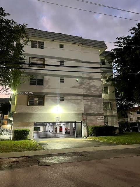 Real estate property located at 8950 8th Ave #502, Miami-Dade, SOUTH SHORE CONDO, Miami, FL