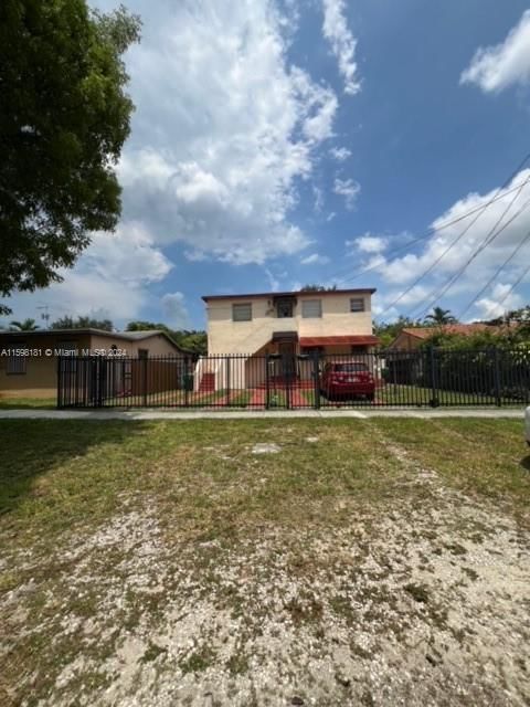 Real estate property located at 131 32nd Ct, Miami-Dade County, TWELFTH ST MANORS 1ST ADD, Miami, FL