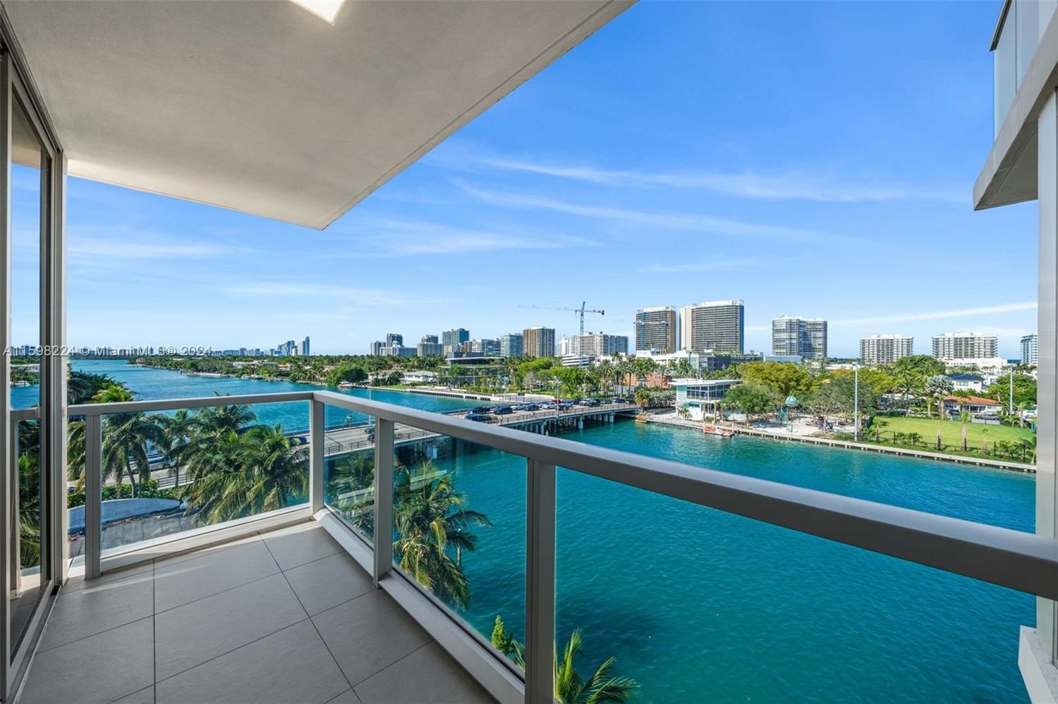 Real estate property located at 9521 Bay Harbor Dr #702, Miami-Dade, BAY HARBOUR ISLAND, Bay Harbor Islands, FL