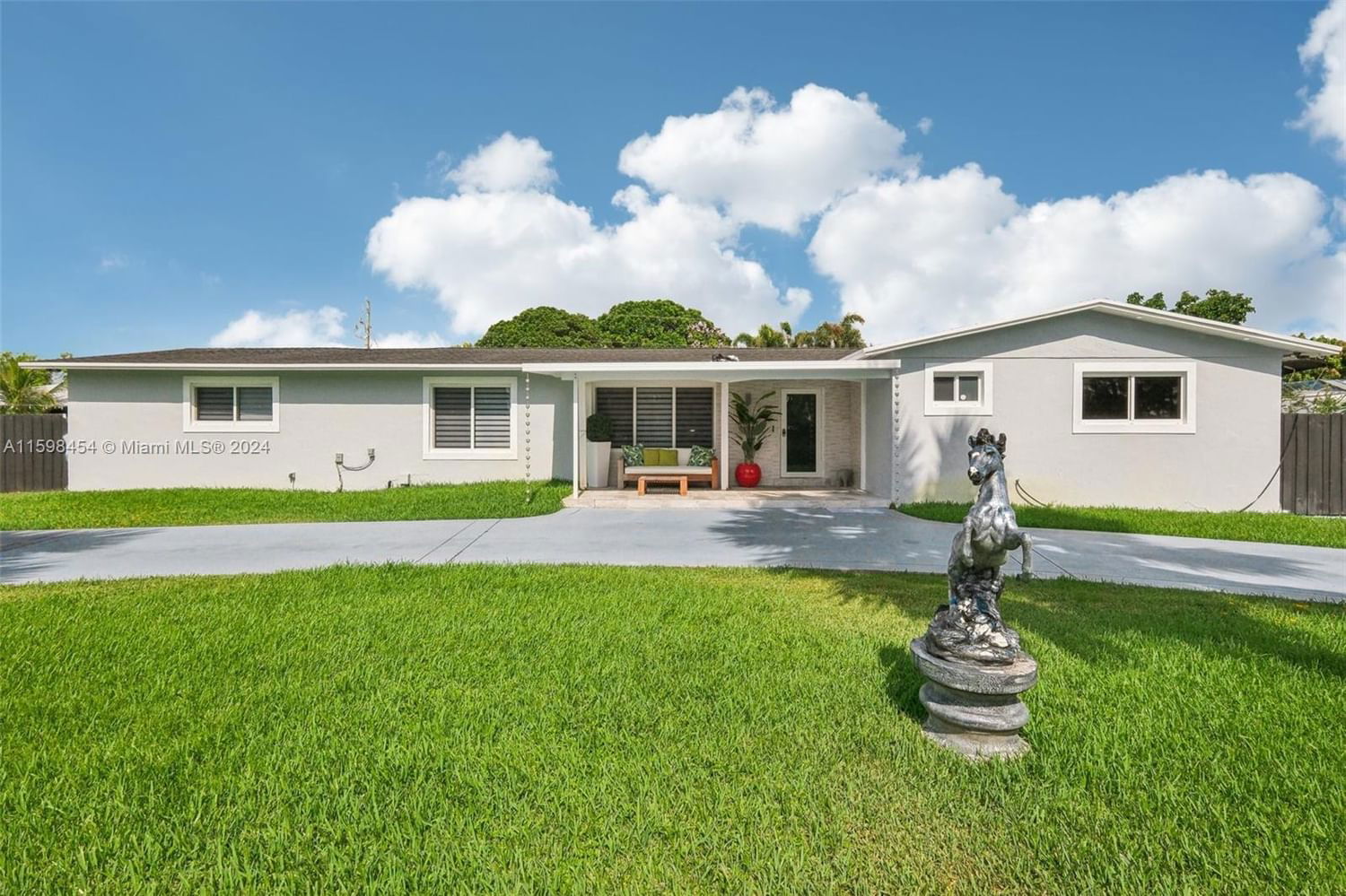 Real estate property located at 27890 161st Ave, Miami-Dade County, FARMWALD ESTS, Homestead, FL