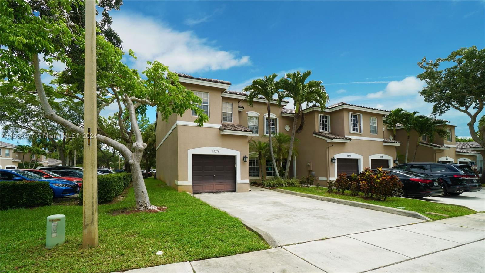 Real estate property located at 13219 7th Pl #13219, Broward County, LAGO WEST SUBDIVISION, Plantation, FL