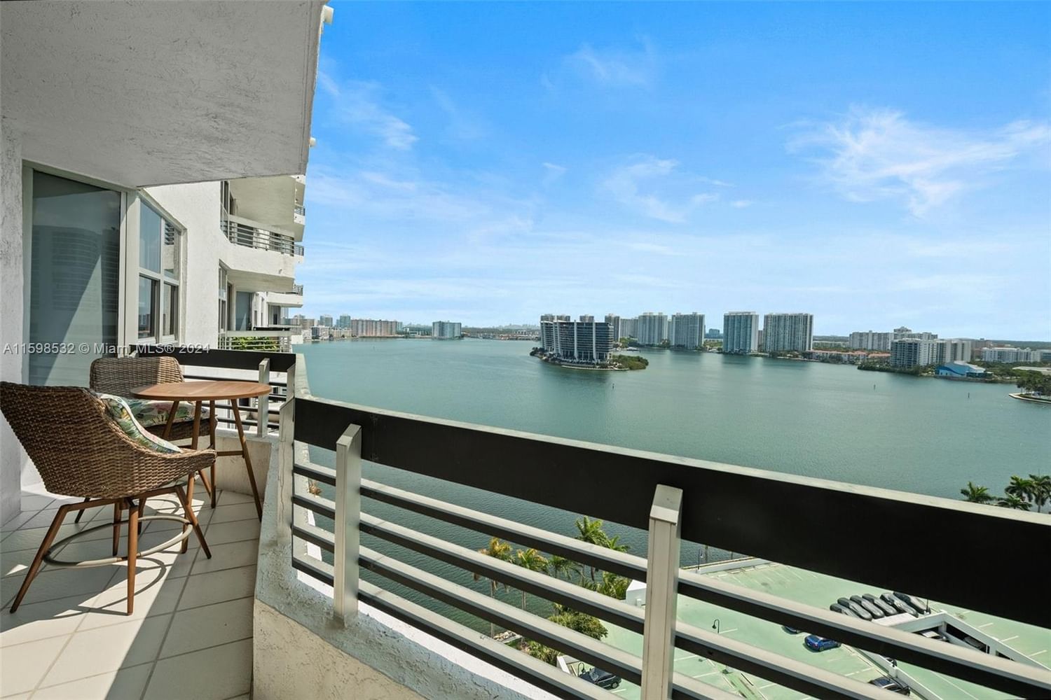 Real estate property located at 19101 Mystic Pointe Dr #2003, Miami-Dade, MYSTIC POINTE CONDO NO TH, Aventura, FL