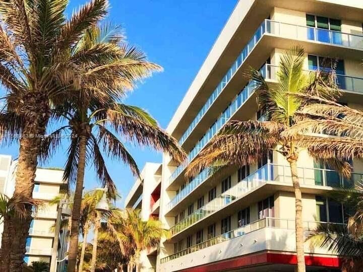 Real estate property located at 777 Ocean Dr N322, Broward County, COSTA HOLLYWOOD CONDO, Hollywood, FL