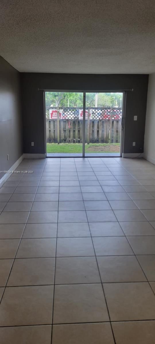 Real estate property located at 4810 79th Ave #101, Miami-Dade County, DORAL GARDENS II CONDO, Doral, FL