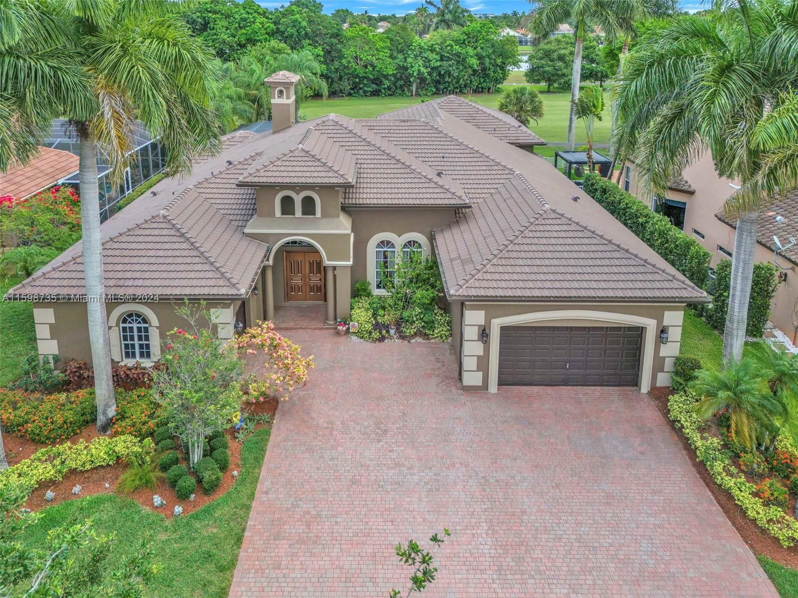 Real estate property located at 561 Enclave Cir E, Broward County, Enclave, Pembroke Pines, FL