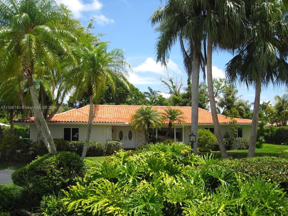 Real estate property located at 10825 74th Ct, Miami-Dade County, KENDALL PARK ESTATES 2ND, Pinecrest, FL