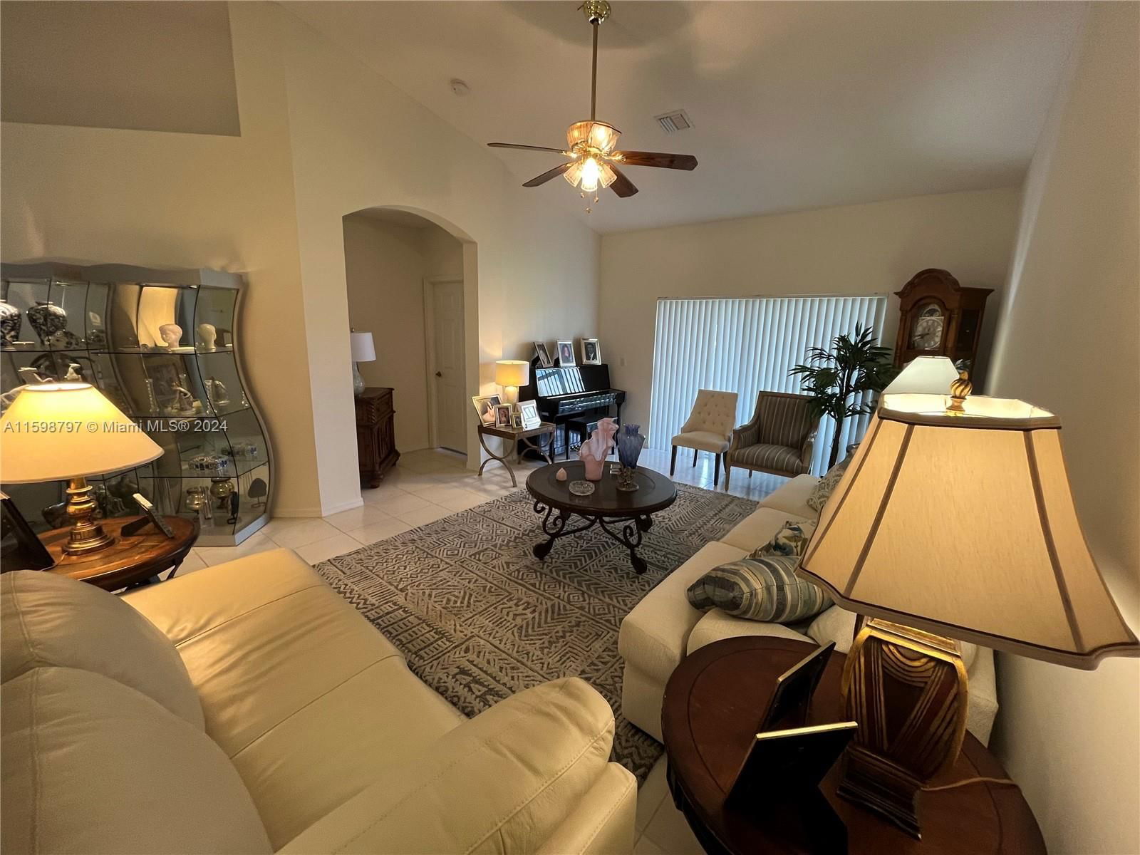 Real estate property located at 6070 Heliconia Rd #6070, Palm Beach County, FLORAL LAKES PH 3 AND 4, Delray Beach, FL