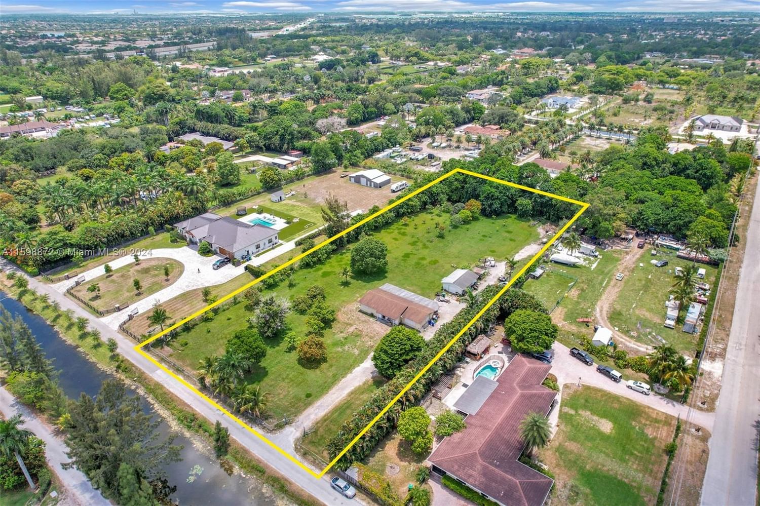 Real estate property located at 3350 128th Ave, Broward, EVERGLADES SUGAR & LAND C, Miramar, FL